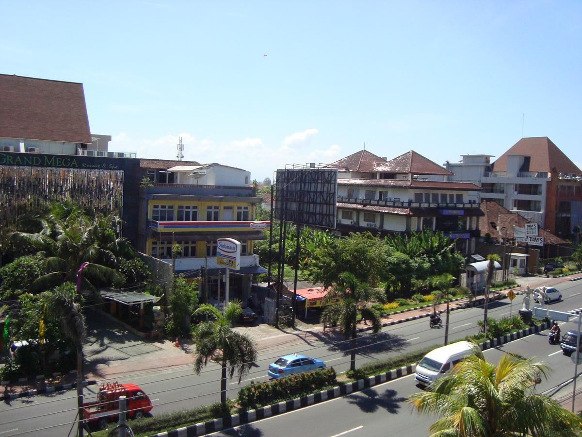 Bali Caps Hostel Kuta Lombok Exterior foto